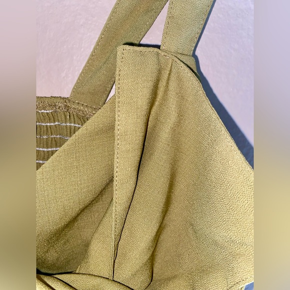 SALE!!
NWOT Strut & Bolt Sage Green Women's Tank Top - Picture 3 of 10